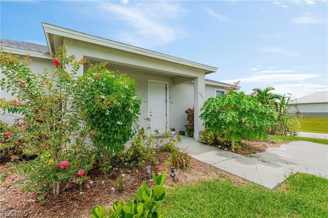 Building Photo - 9012 S Indio Ct