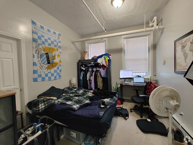 Building Photo - 461 Park Dr Rental