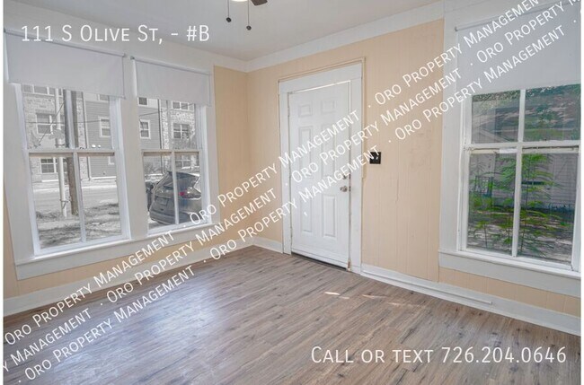 Photo - 111 S Olive St Unidad #B