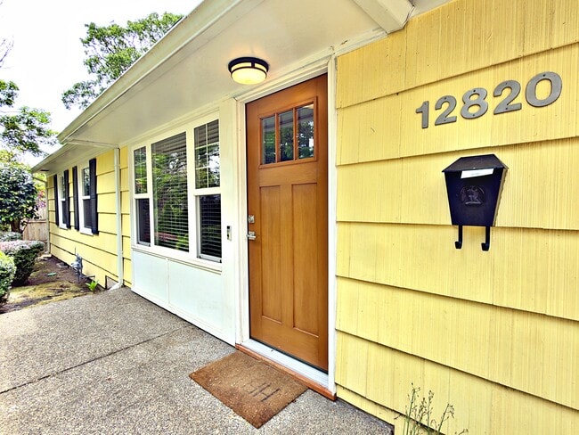 Photo - 12820 SW Edgewood St
