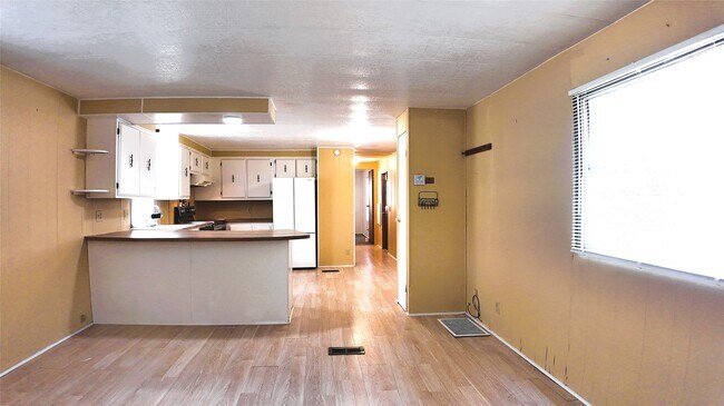 Photo - 251 Oakdale Dr