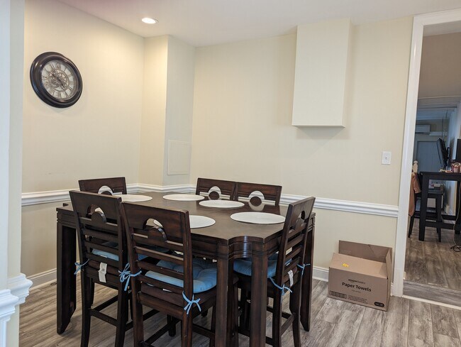 Photo - 3422 Crawford St