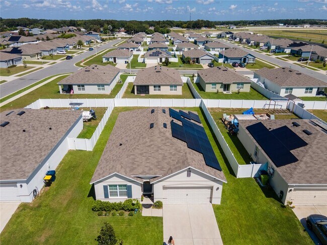 Photo - 409 Burnham Cir