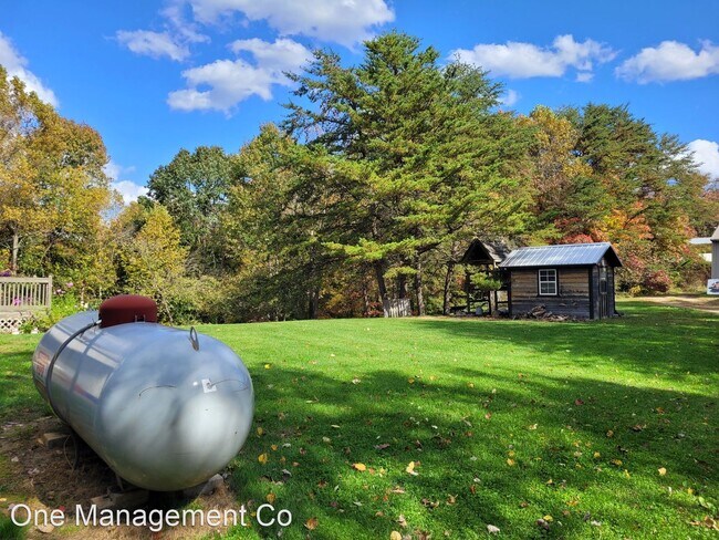 Photo - 5 br, 3 bath House - 6950 Sonagle Rd SE