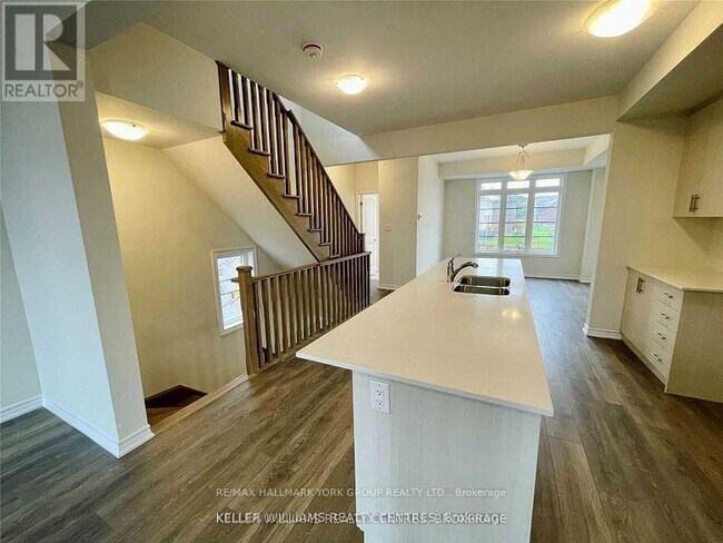 Photo - 586 Murrell Blvd