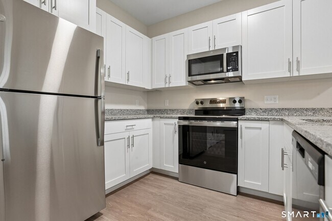 Photo - 55 Steele Blvd Unit 302