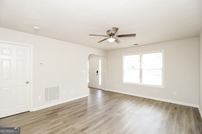 Photo - 82 Gilliam Crossing