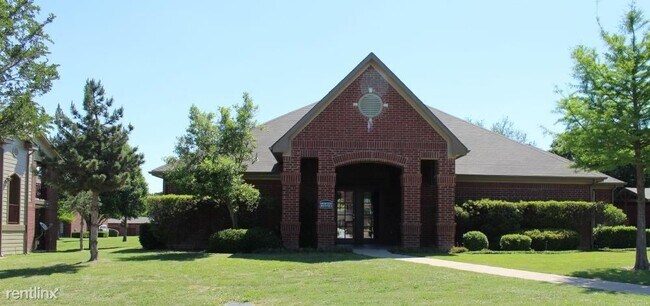 Photo - 2 br, 2 bath Condo - 8359 Harwood RD Flat ...