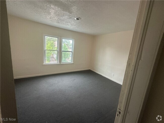 Building Photo - 11403 Itasca Ave Rental
