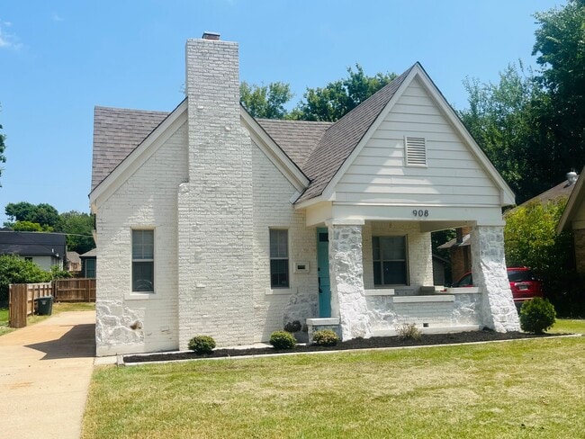Photo - 2 minutes away from Rhodes College! Beautifully Renovated! Pets are owner's approval, fees do apply.