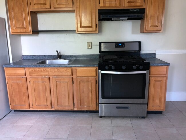 Photo - 183 Harvard St Unit 3