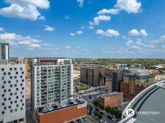 Photo - 434-438 8 Ave SE Unit ID1314559P