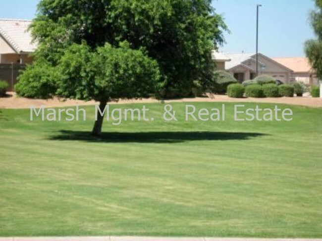 Photo - Very nice 3 bedroom home in Gilbert close to shopping and more!