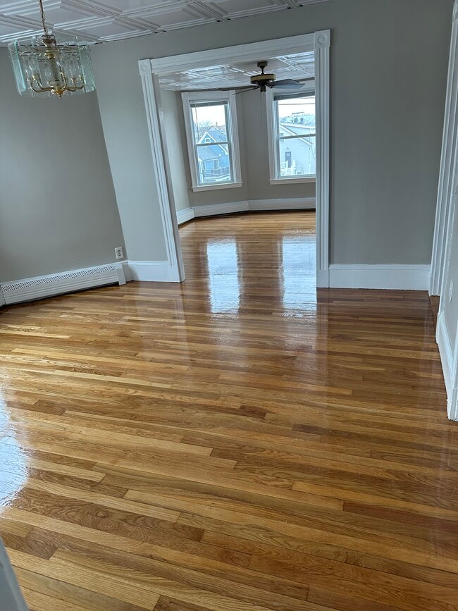 Photo - 17 Edmands St Unit Edmands top floor