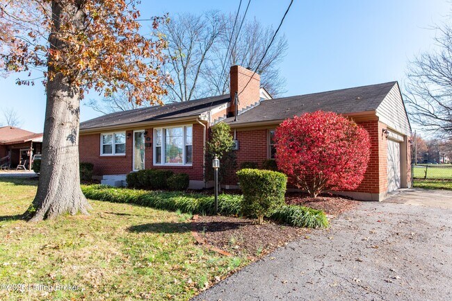 Photo - 18 Cardwell Way