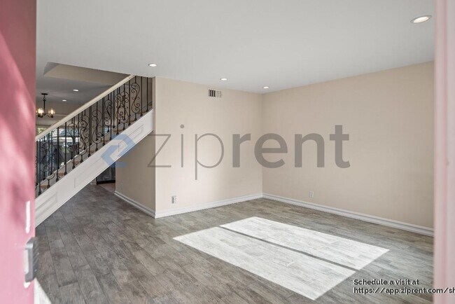 Photo - 4451 Fairlands Dr