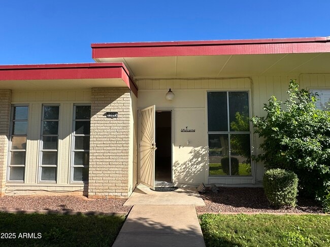 Building Photo - 13005 N 100th Dr