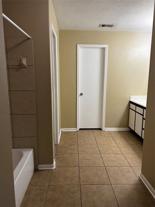 Photo - 18510 Ranch View Trail