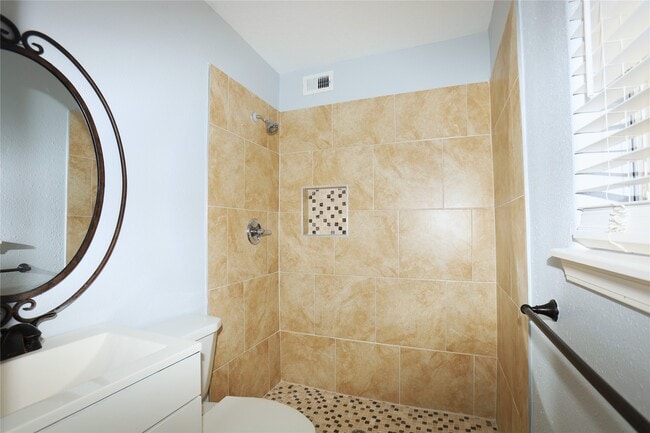Photo - 24 Kingfish Ln