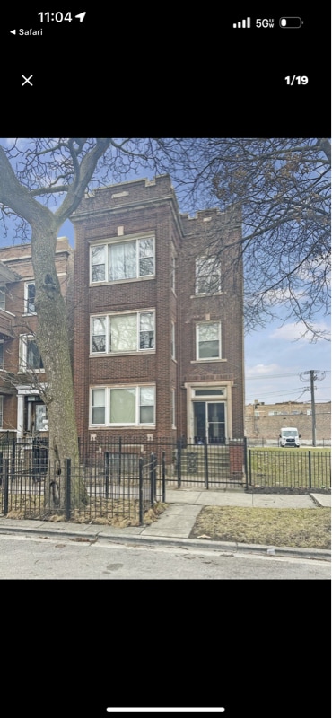 Building Photo - 6108 S Rhodes Ave Rental