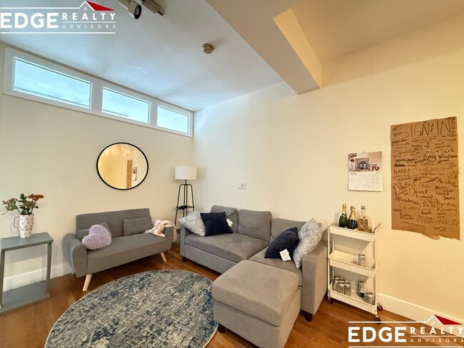 Photo - 60 Egmont St