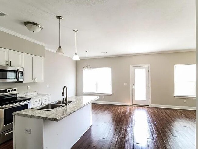 Photo - 4419 Castellon Way