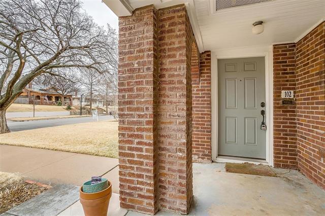 Photo - 2600 S Adams St