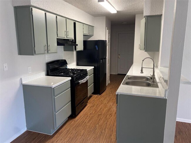 Photo - 2300 Misty Morning Way