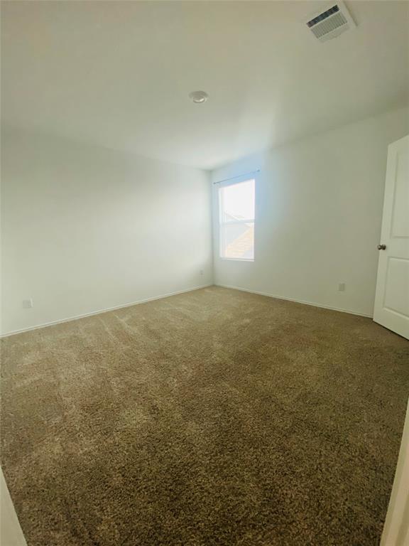 Photo - 385 Amber Gln