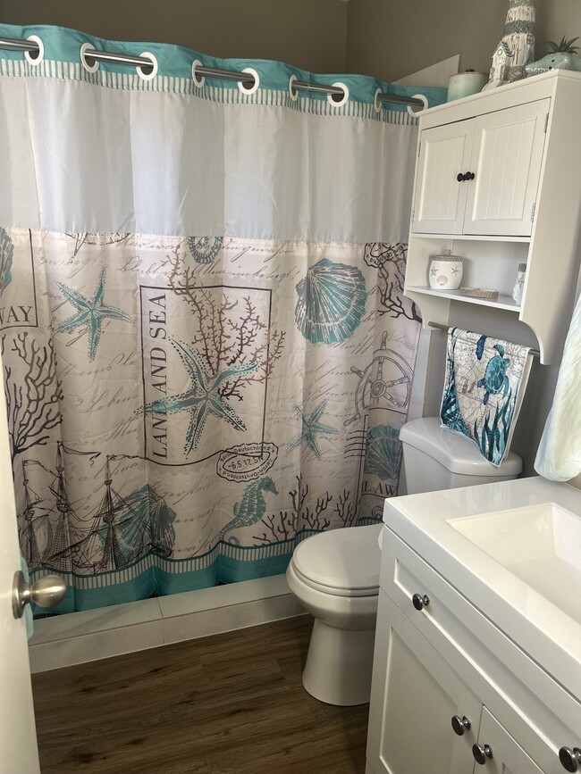 En Suite with Walk In Shower - 3340 S Parkside Dr Unit Cozy Condo