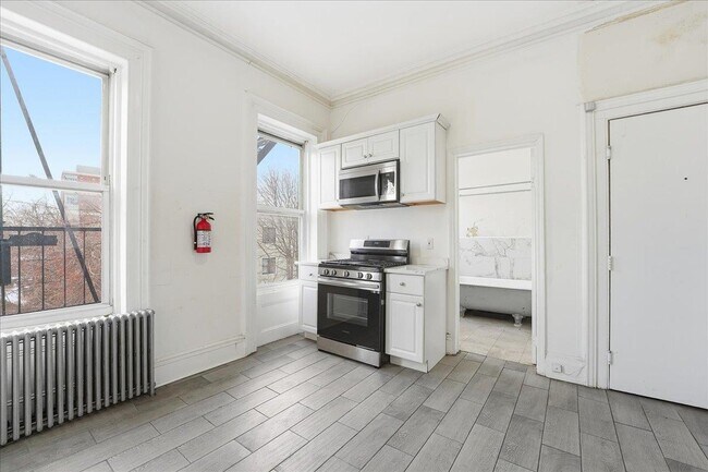 Photo - 289 Forrest St Unit 2