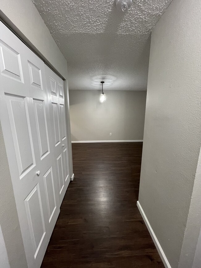 Photo - 2920 SE 53rd Ct Unit D