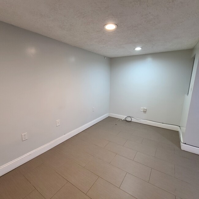 Photo - 242 46th St Unit Ground Floor