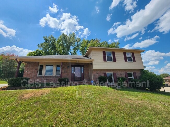 Building Photo - 3200 Archer Way