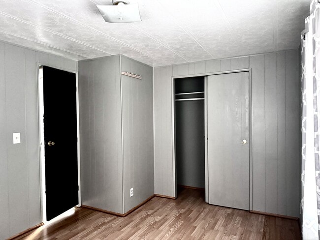 Photo - 2020 Sage Ln