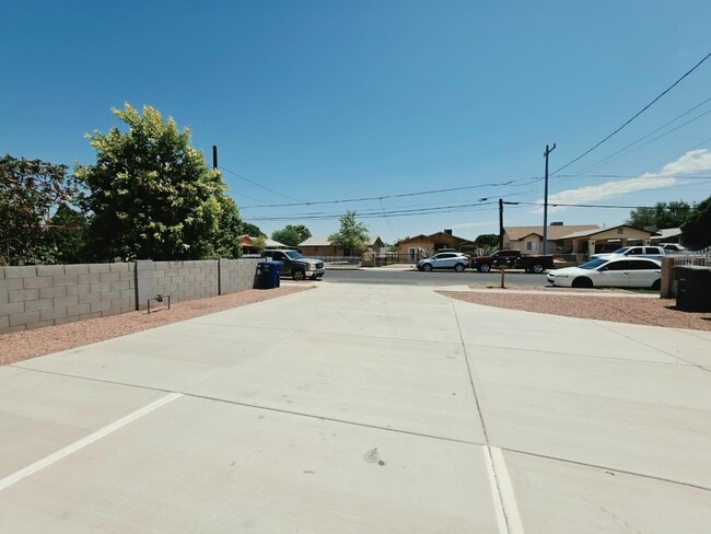 Photo - 546 S 15th Ave