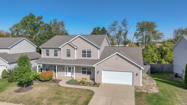 Photo - 2706 Grosbeak Ln