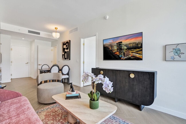 2700 NW 2nd Ave Unit SI ID1585695P