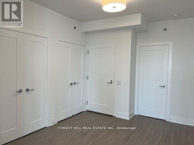 Photo - 310 Tweedsmuir Ave