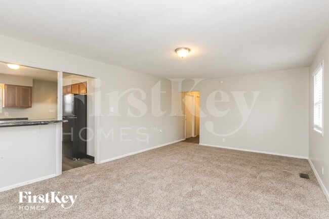 Photo - 3940 N Graham Ave