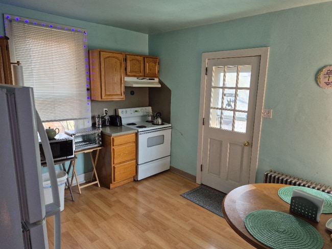 417 W Walnut St