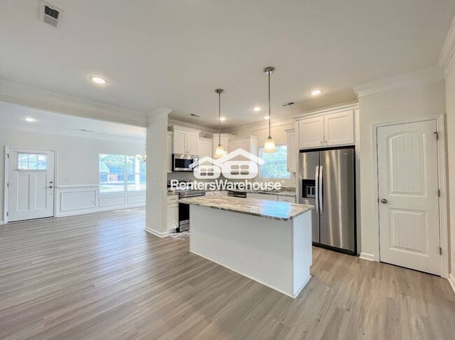 Photo - 553 McFarland Rd