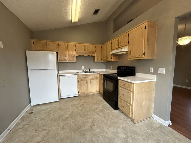 Photo - Home For Rent