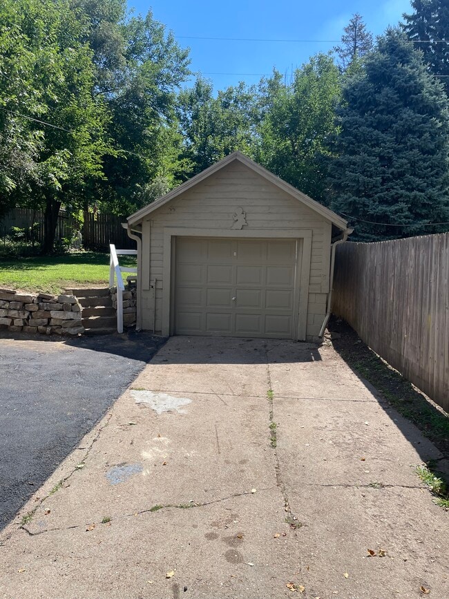 1 car with opener - 3603 N 60th St