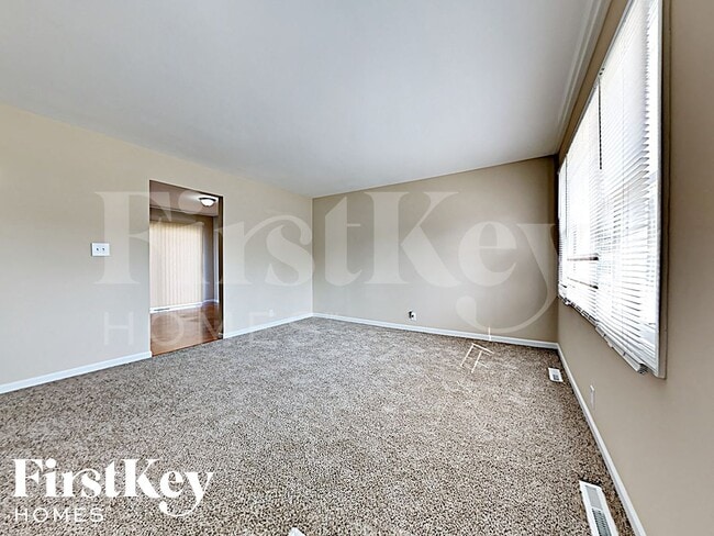 Photo - 8920 Woody Trail