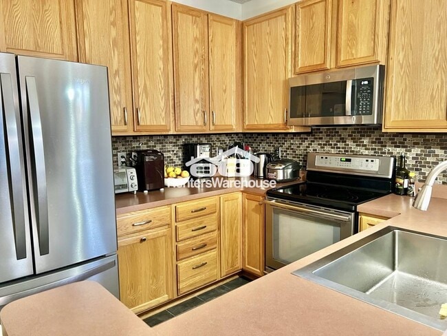 Photo - 3029 Hemingway Tr