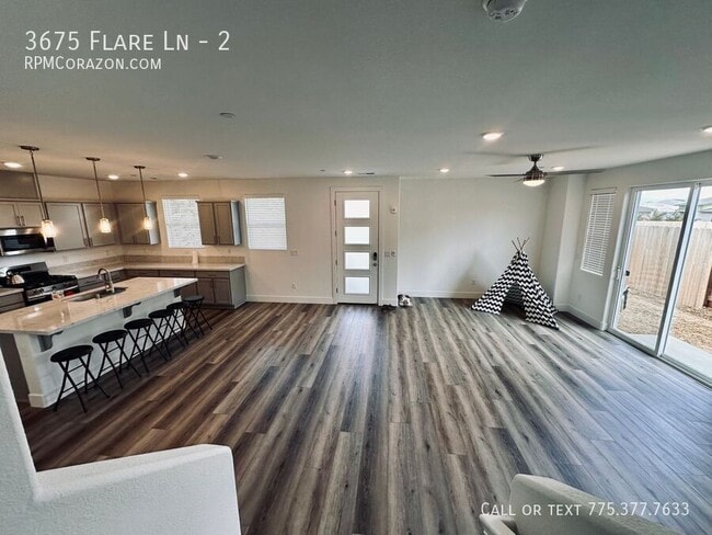 Photo - 3675 Flare Ln