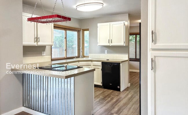 Photo - 913 Canosa Ct