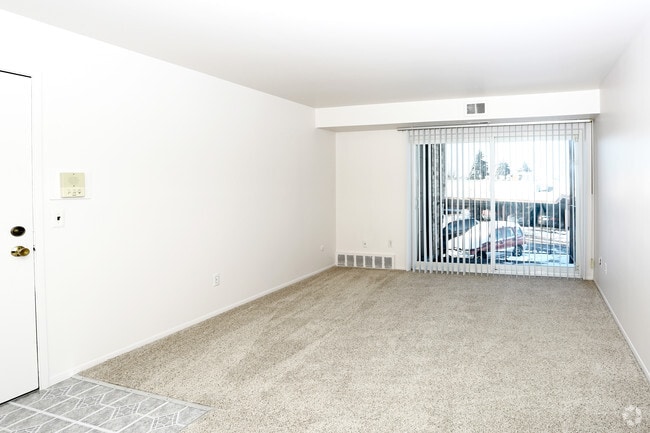 Interior Photo - Garfield Plaza Apartments