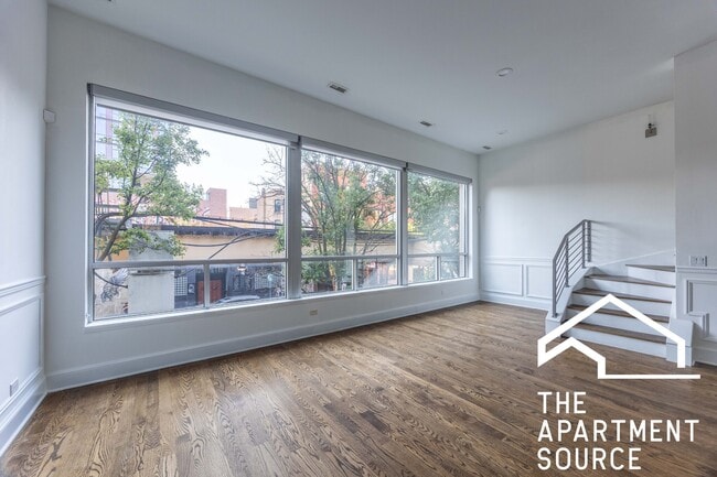 Photo - 1008 W Lake St Unidad 2